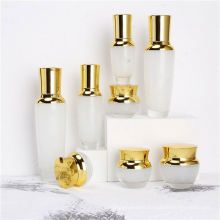 High Quality Glass Bottle Glass Jar Set With Gold Lid For Cosmetic